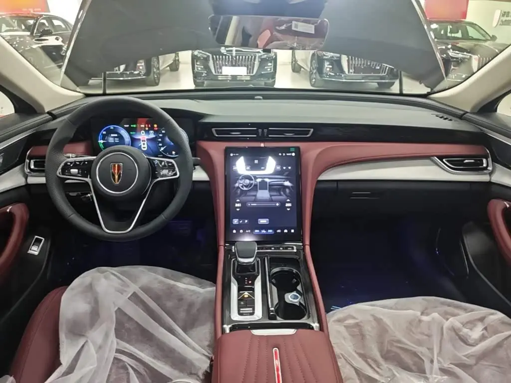 Hongqi H5 PHEV 2026 — Şəkil 10/20