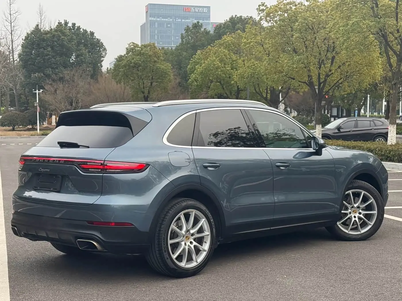 Porsche Cayenne 2019 — Фото 3/15