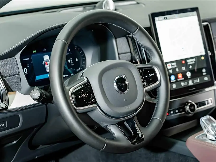 Volvo S90 2025 — Фото 11/20