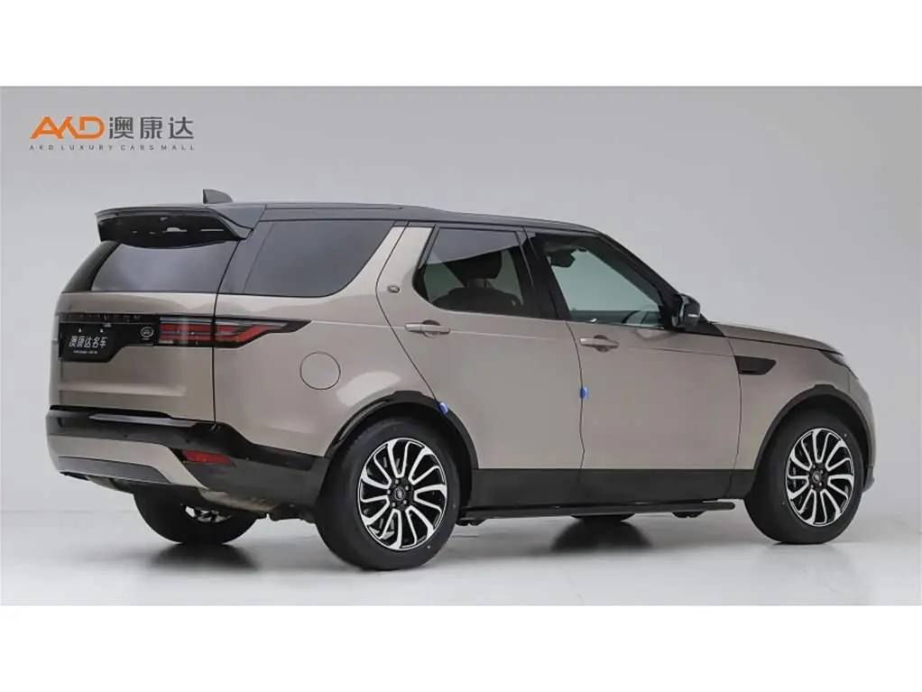 Land Rover Discovery 2023 — Фото 3/10