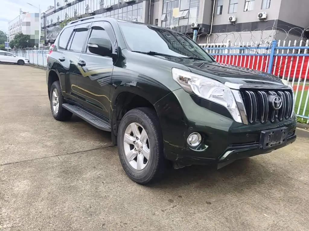Toyota Prado 2018 — Фото 4/20