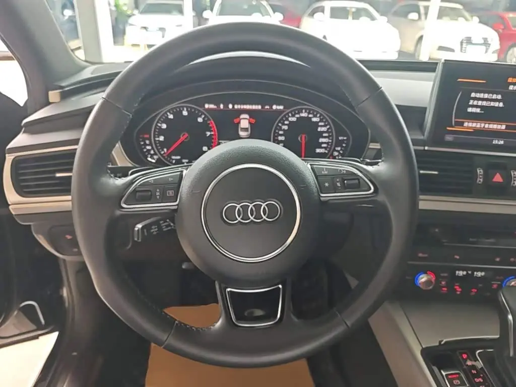 Audi A6L 2018 — Фото 11/20