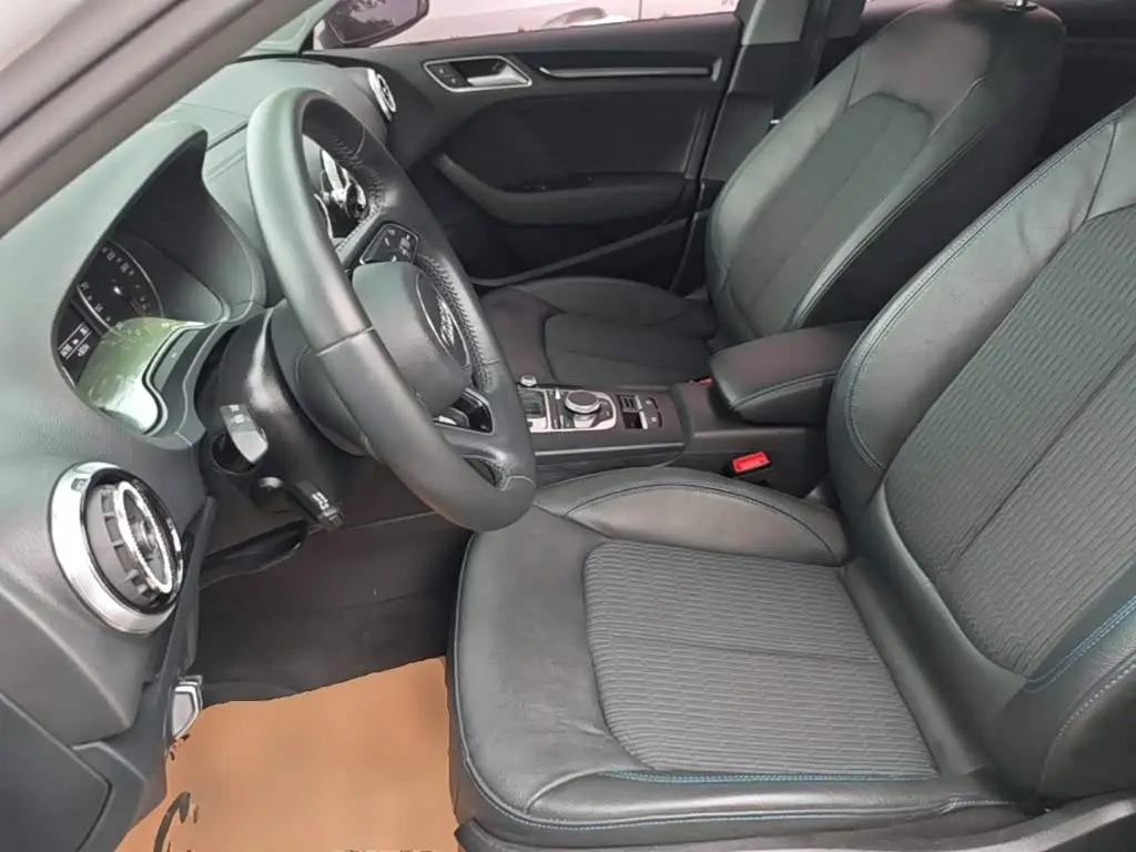 Audi A3 2020 — Şəkil 15/20