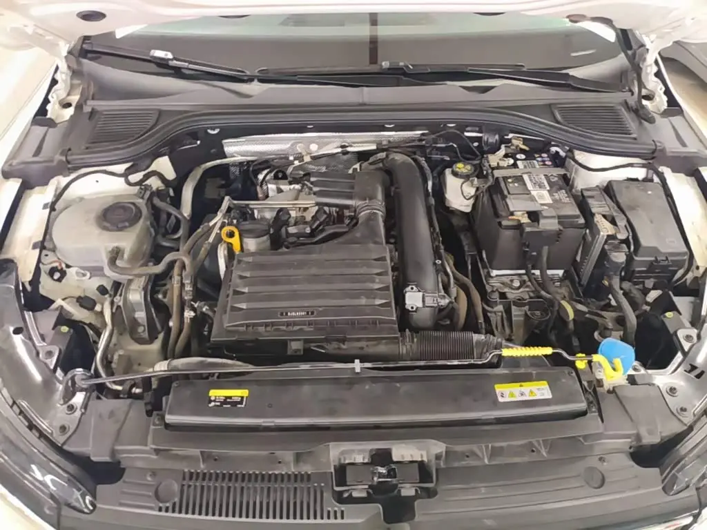 Volkswagen Golf 2022 — Photo 20/20