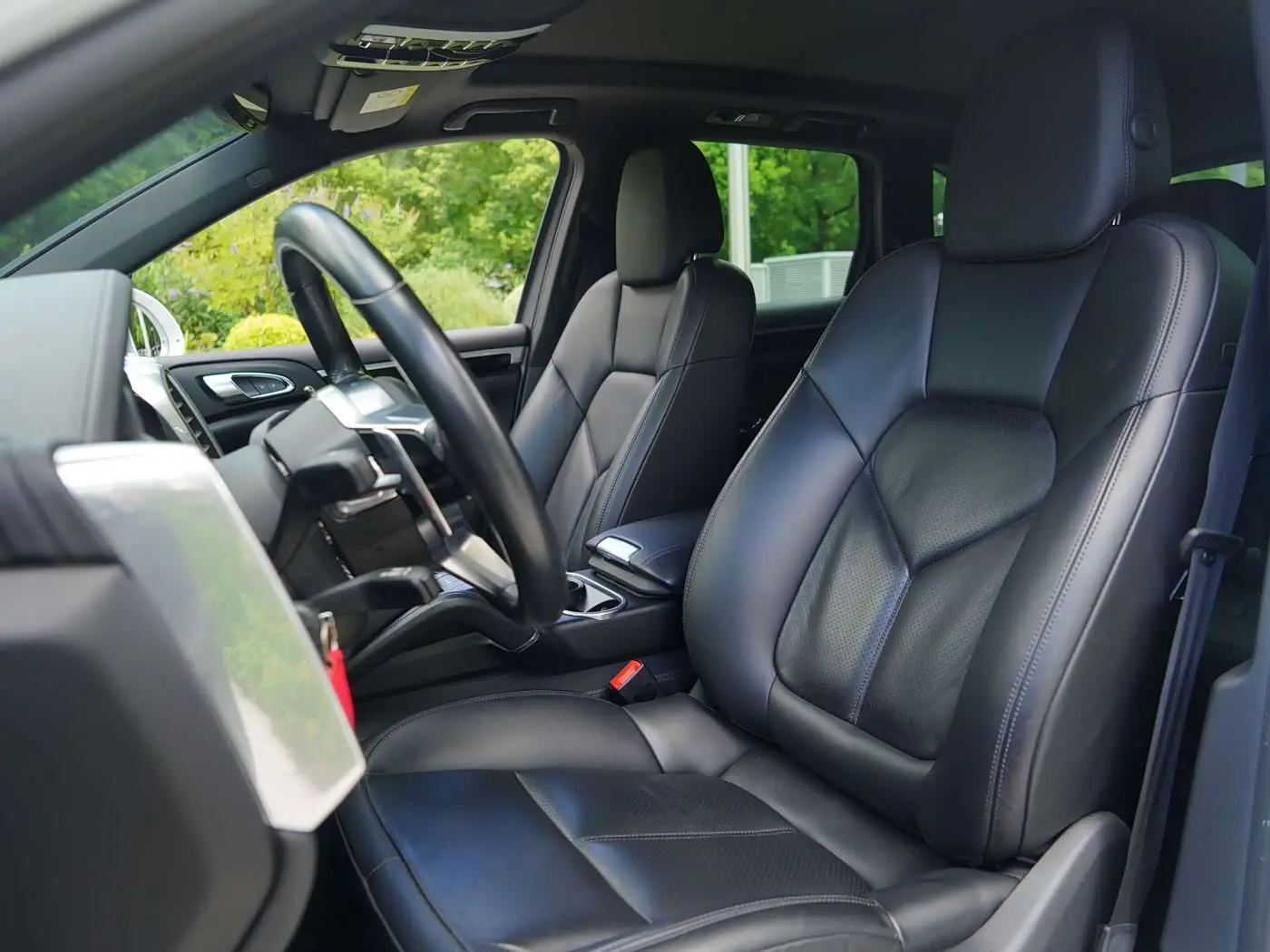 Porsche Cayenne New Energy 2015 — Фото 9/19