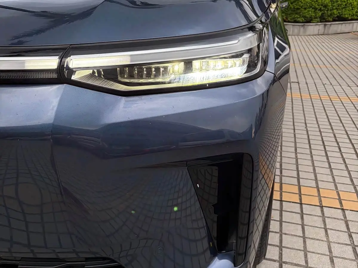 GAC Trumpchi Trumpchi Vision S9 2025 — Photo 4/20