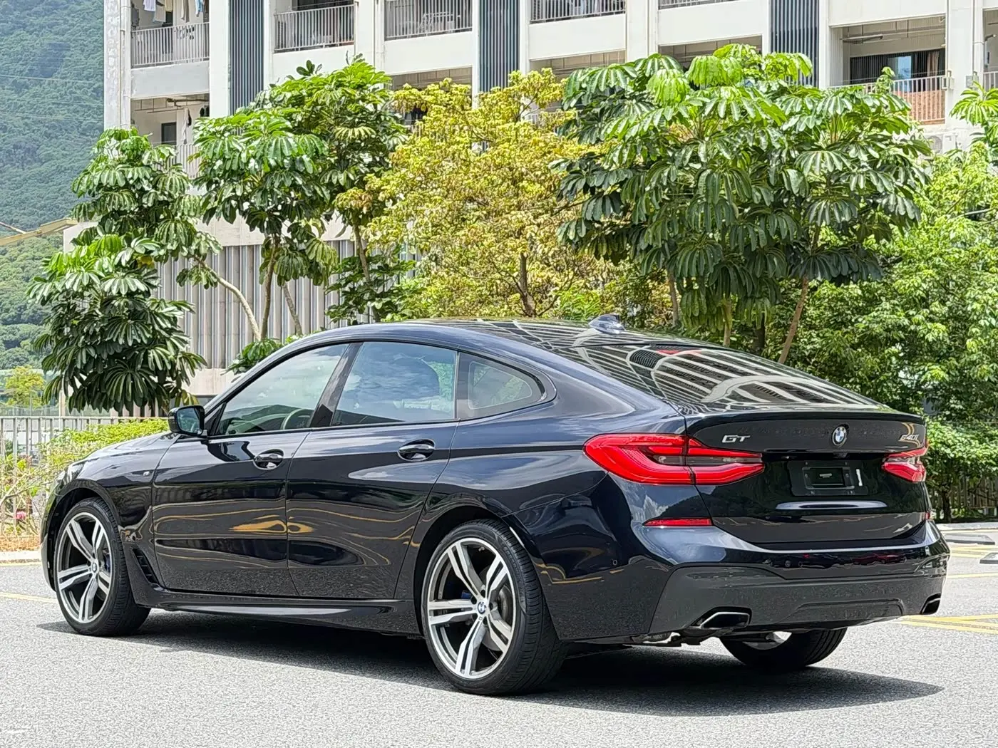 BMW 6 Series GT 2019 — Photo 7/19