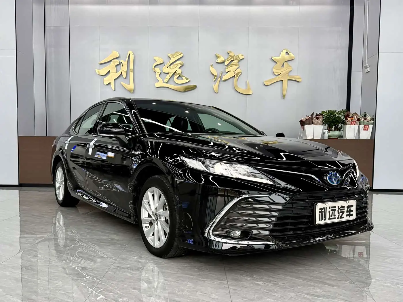 Toyota Camry 2022 — Şəkil 3/17