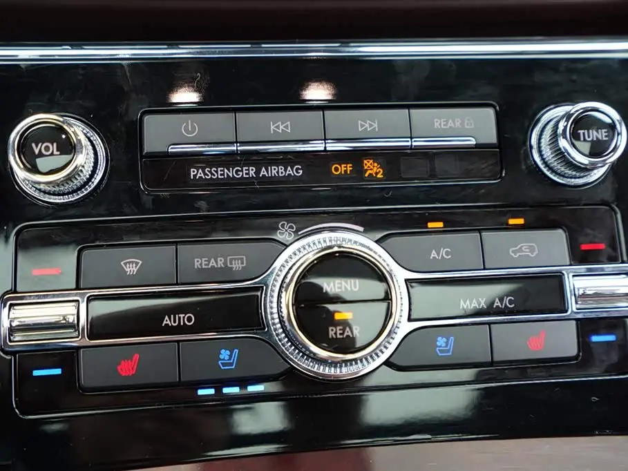 Lincoln Navigator 2022 — Photo 10/20