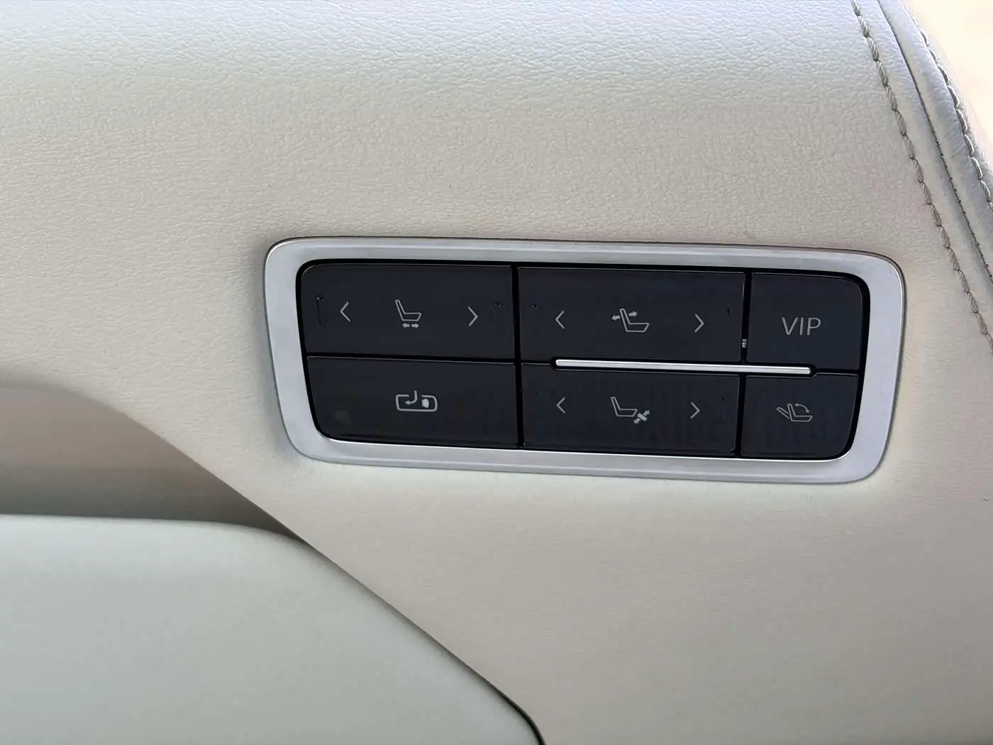 Buick Century 2023 — Şəkil 10/17