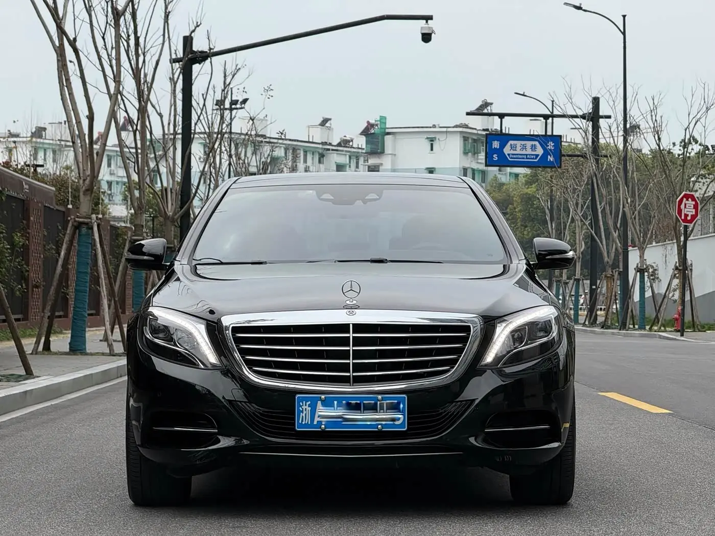 Mercedes-Benz S-Class 2017 — Photo 8/17