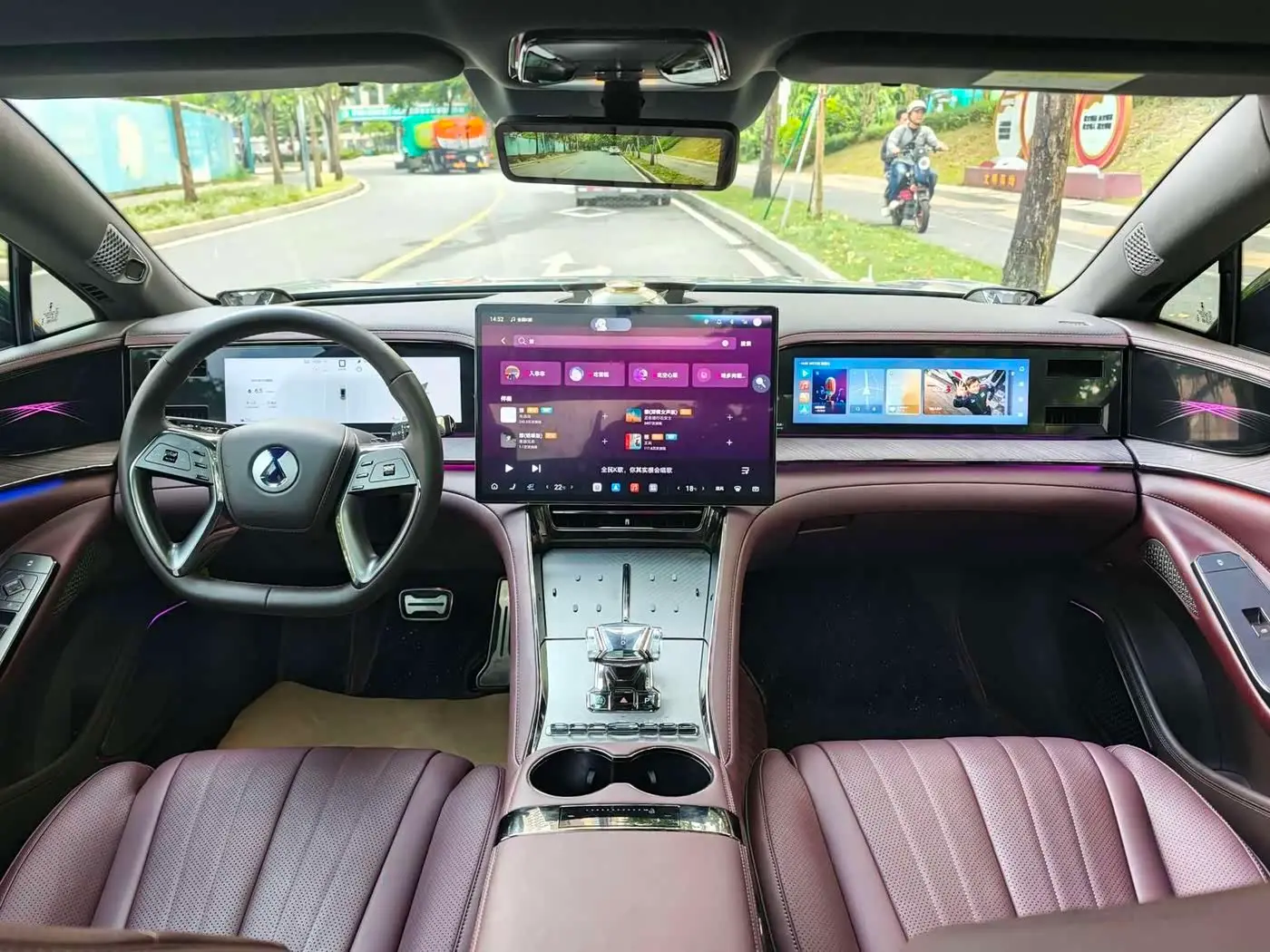 Denza Z9GT 2024 — Şəkil 15/20