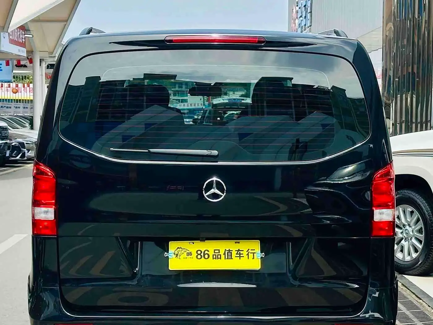 Mercedes-Benz Vito 2022 — Photo 3/15