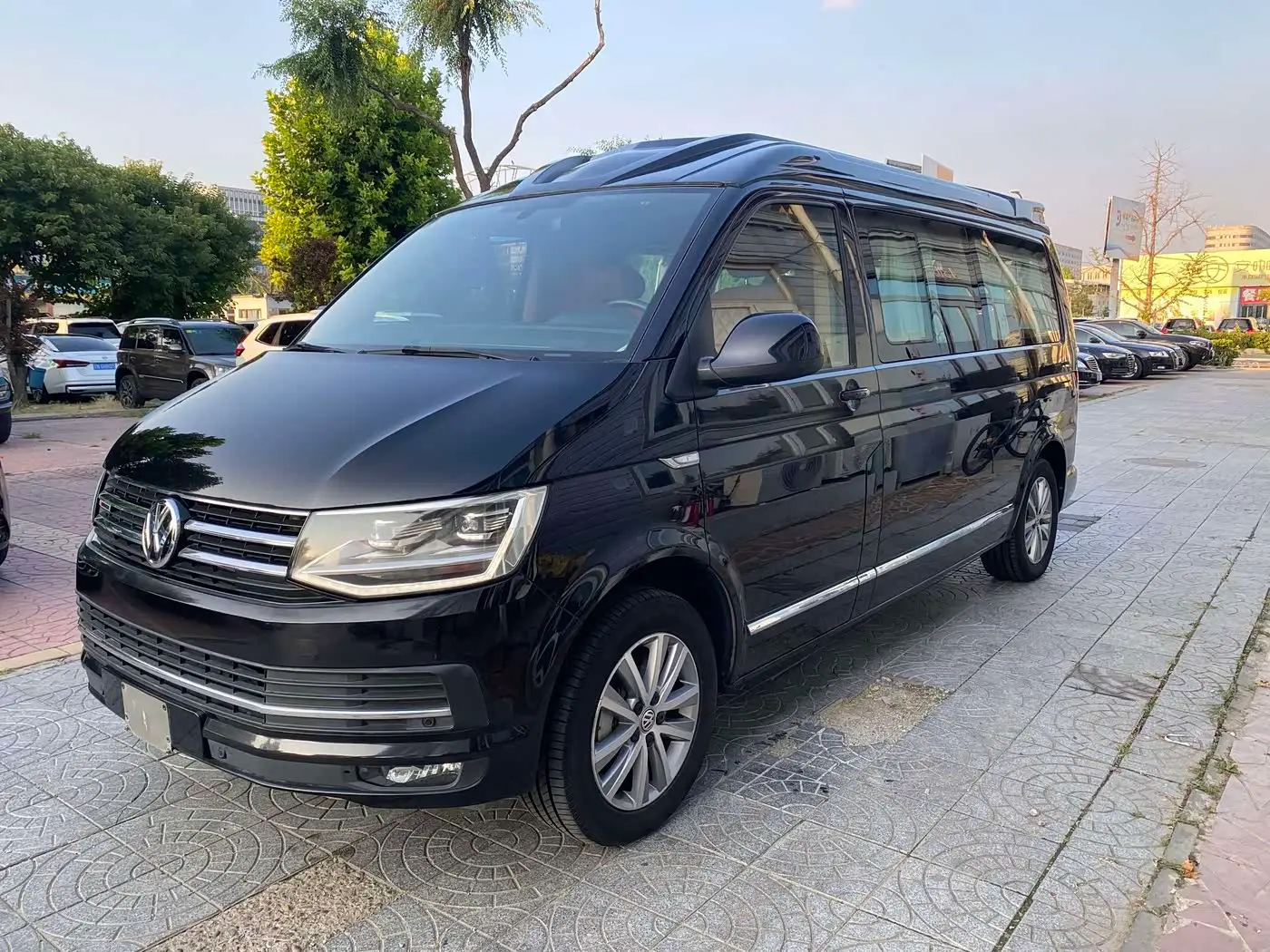 Volkswagen Caravelle, 2017