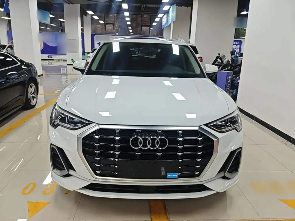 Audi Q3 2020 — Photo 3/20