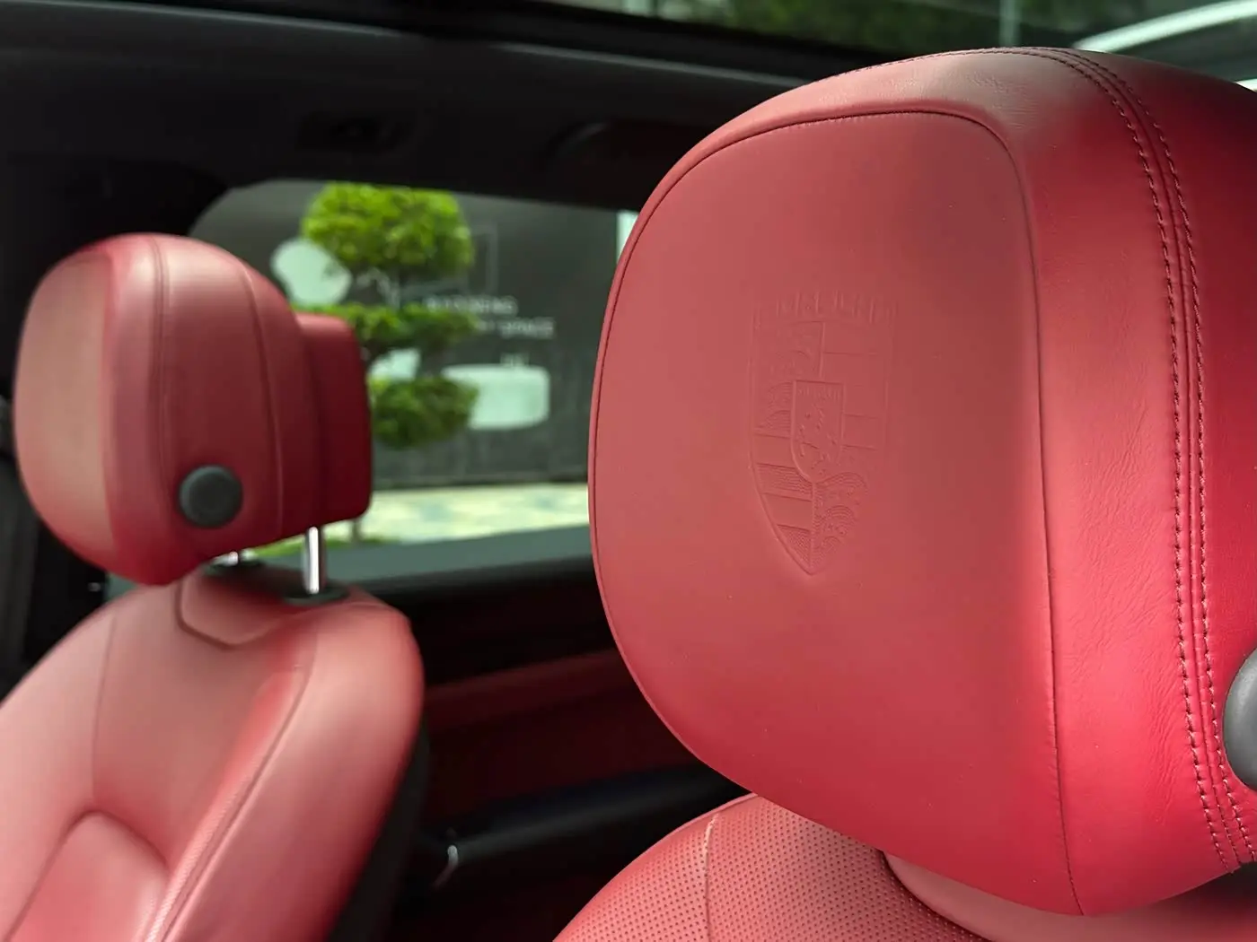 Porsche Cayenne 2019 — Photo 16/20