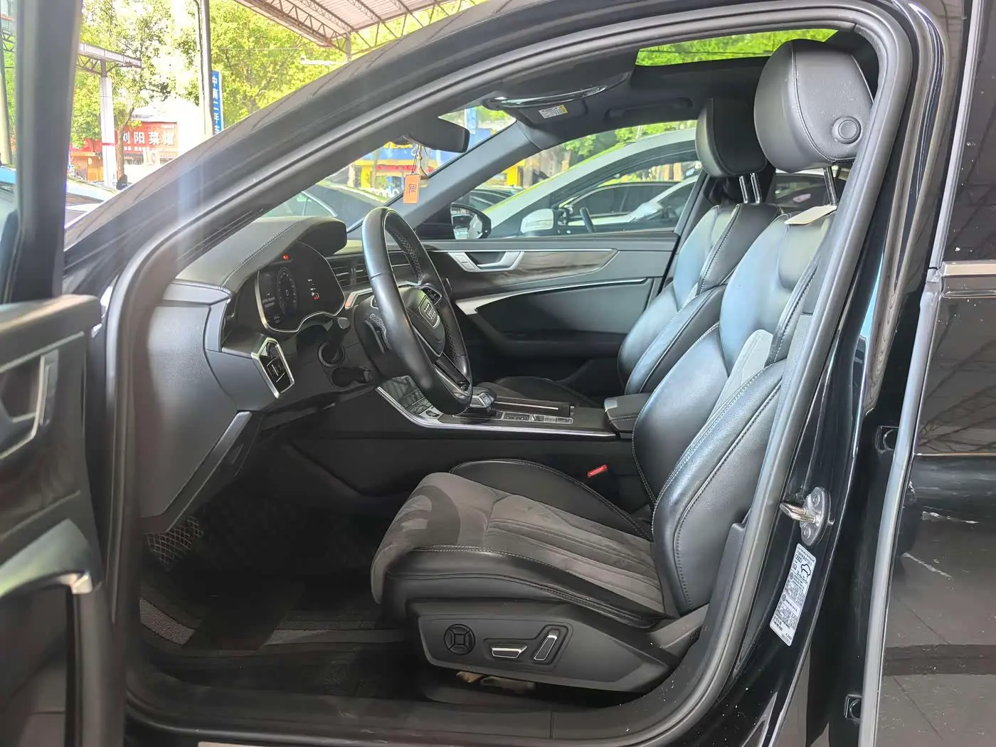 Audi A6L 2024 — Photo 10/17