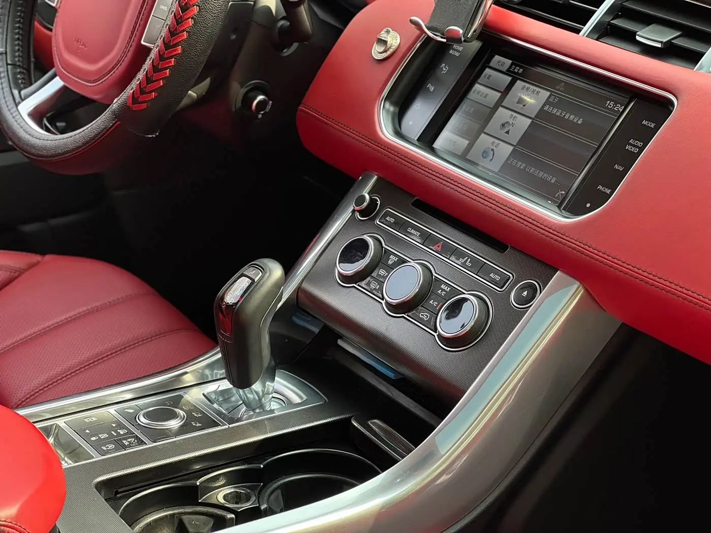 Land Rover Range Rover Sport 2014 — Photo 13/20