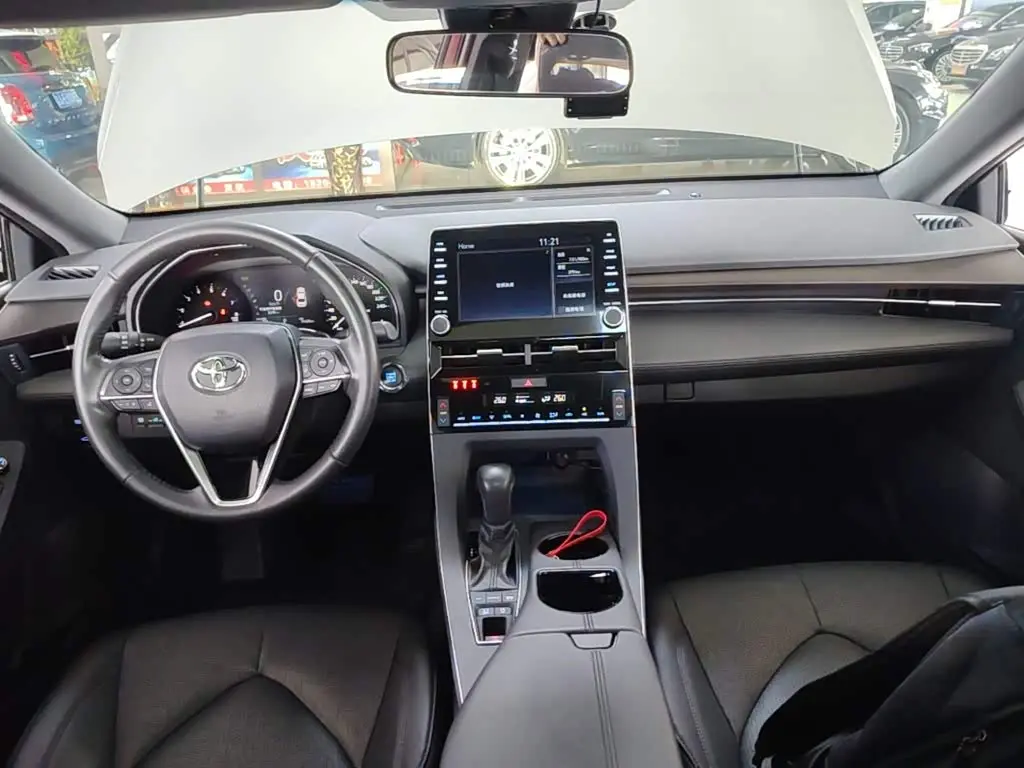 Toyota Avalon 2021 — Şəkil 10/20