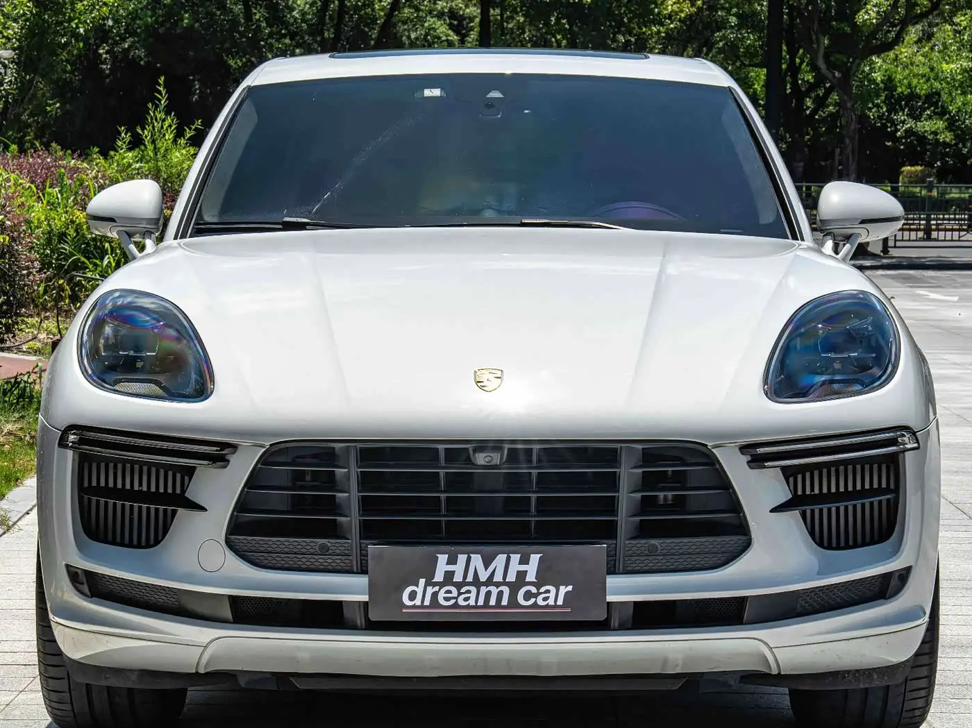 Porsche Macan 2022 — Photo 2/20