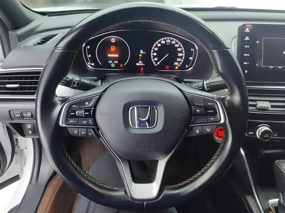 Honda Inspire 2022 — Фото 15/16