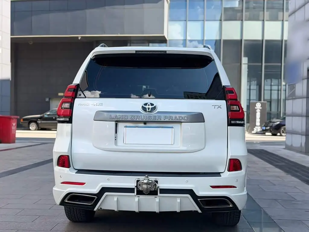 Toyota Prado 2020 — Фото 10/19