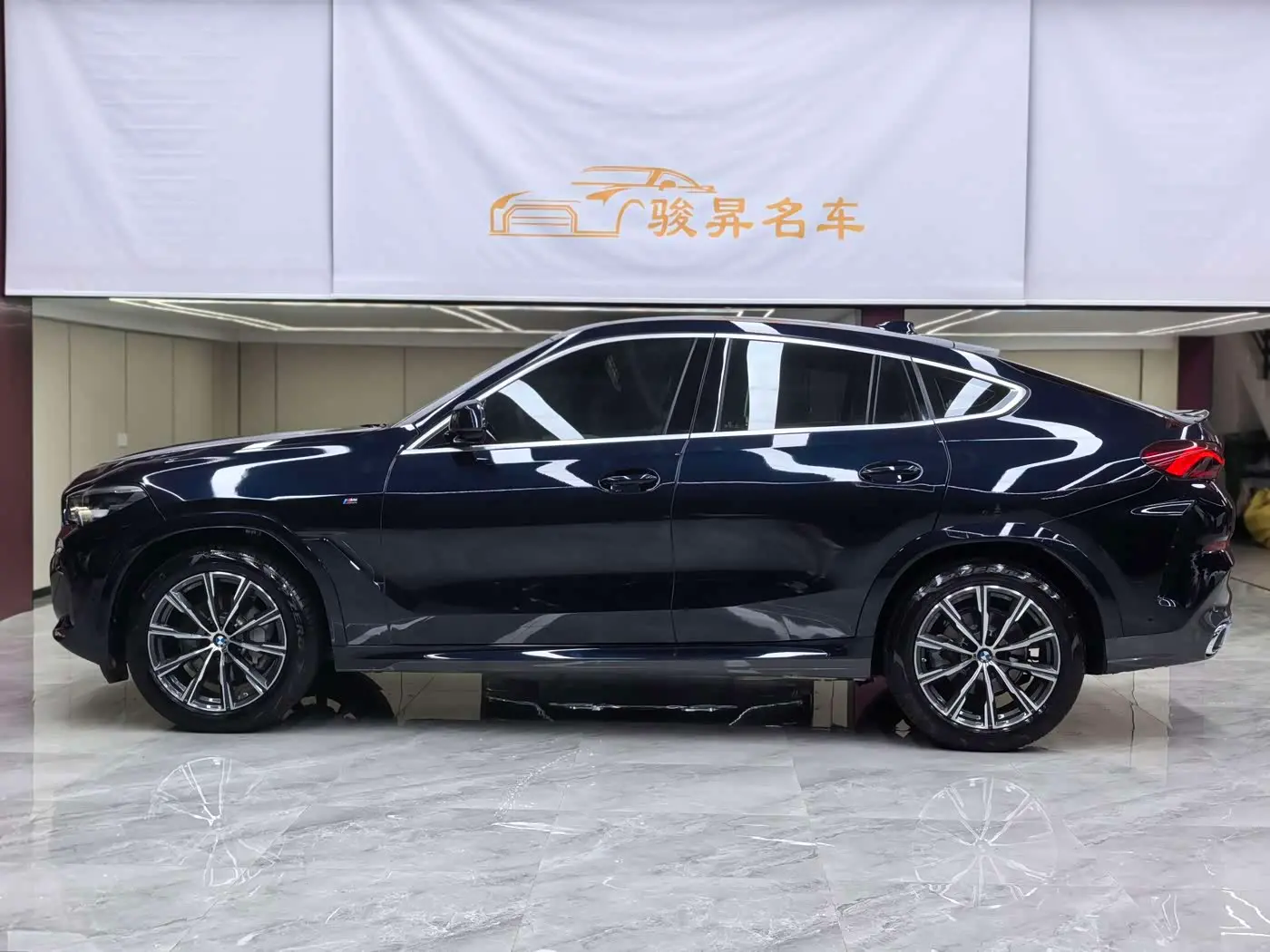 BMW X6 2021 — Photo 7/20