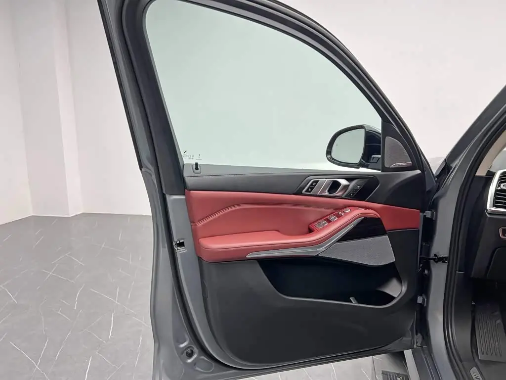 BMW X5 2022 — Photo 12/20