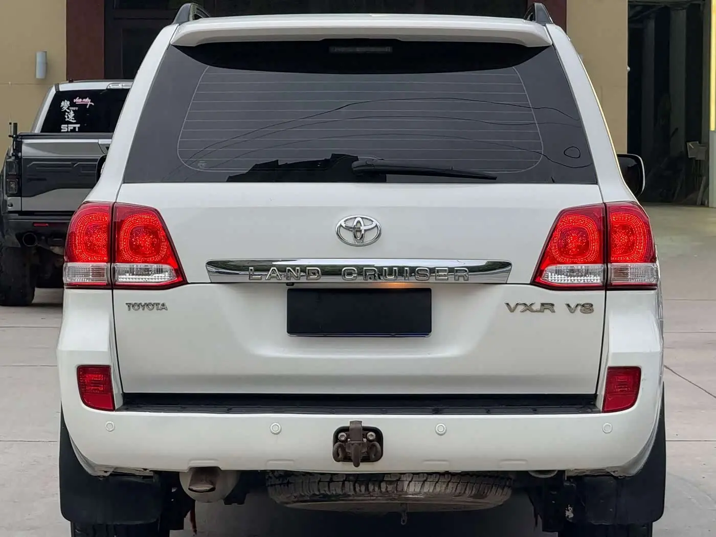 Toyota Land Cruiser 2011 — Photo 14/20