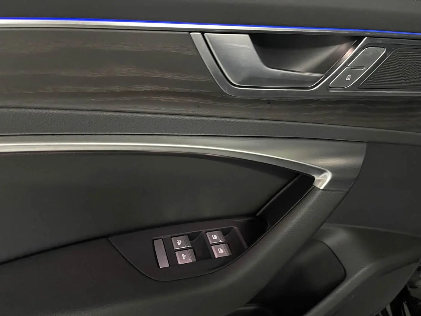 Audi A6L 2024 — Photo 13/20