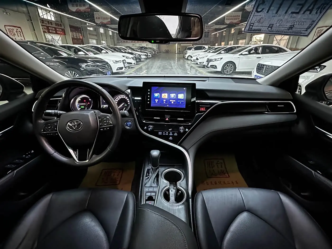 Toyota Camry 2021 — Фото 14/16