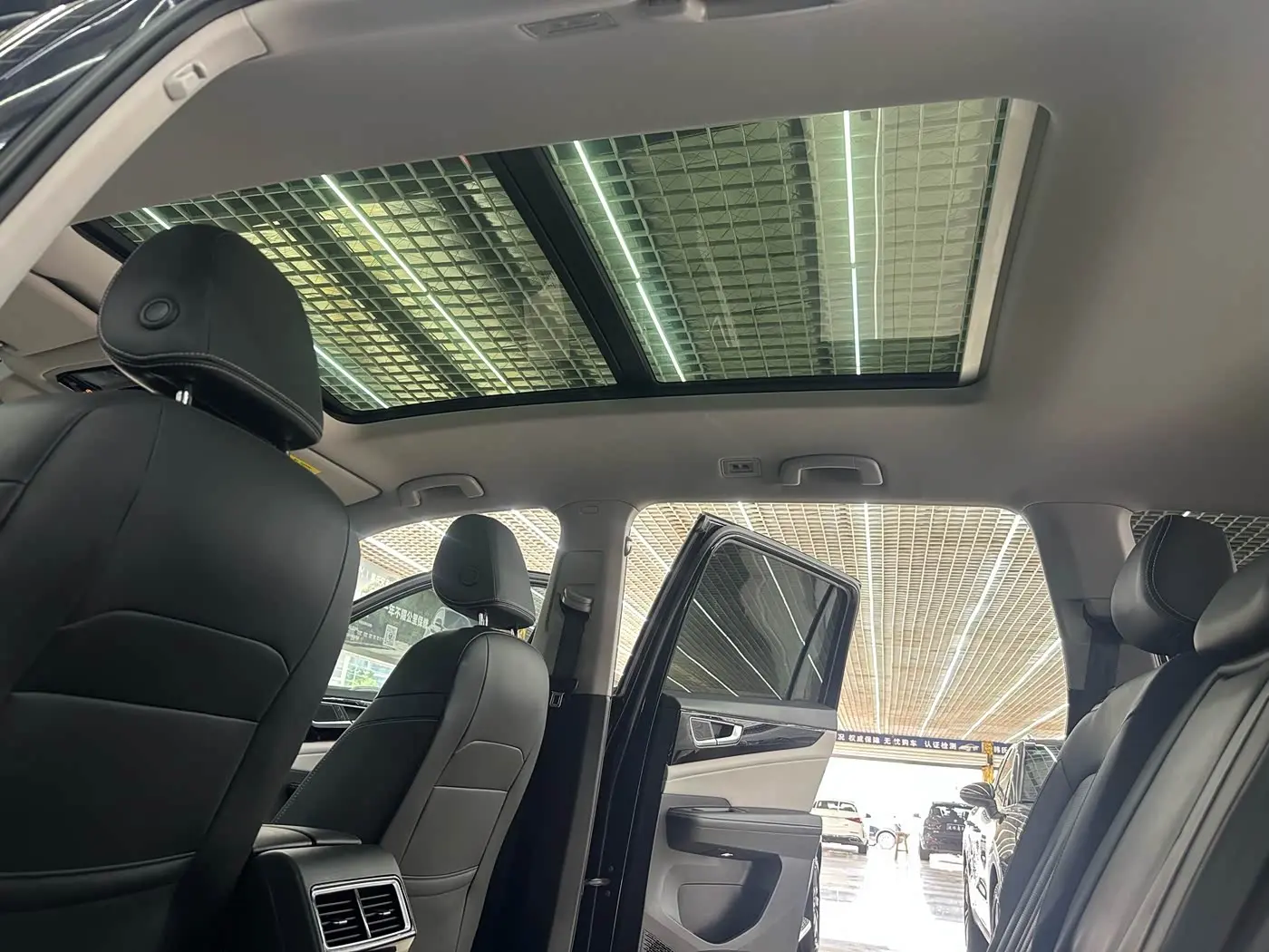 Volkswagen Teramont 2022 — Şəkil 10/20