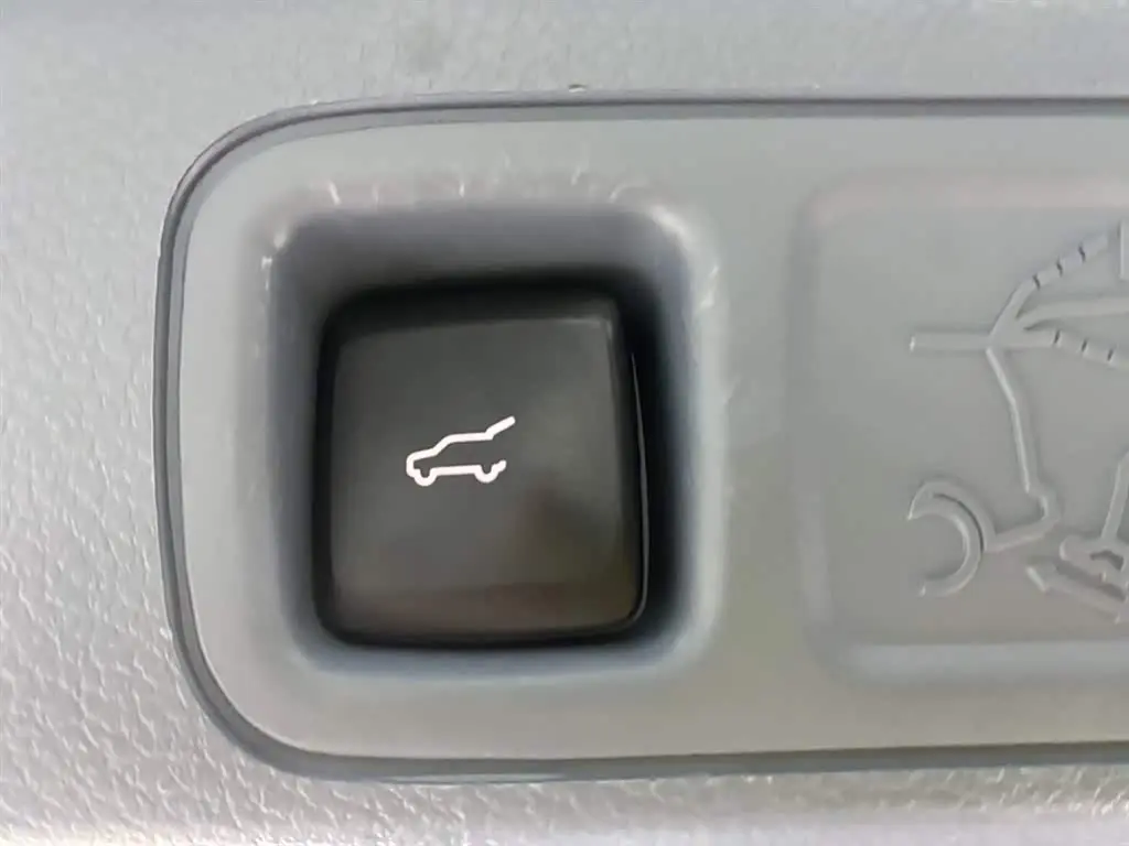 Lincoln Navigator 2021 — Photo 20/20