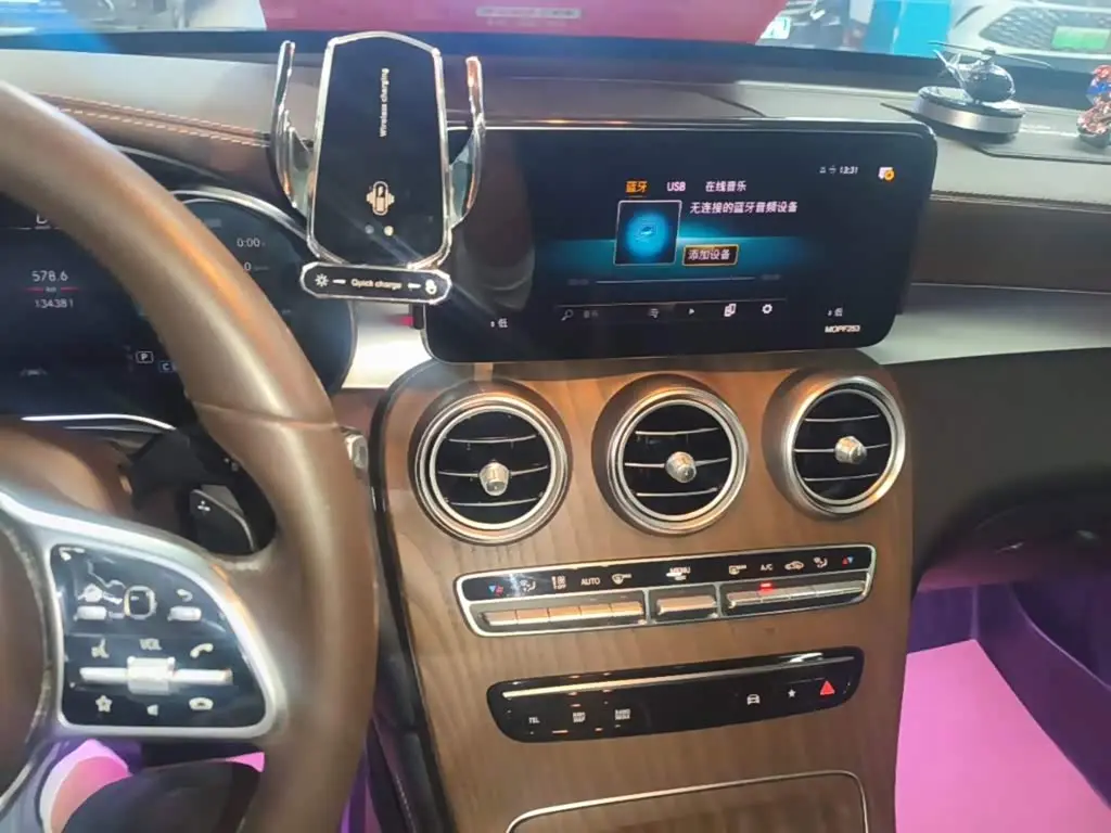 Mercedes-Benz GLC 2020 — Фото 13/20