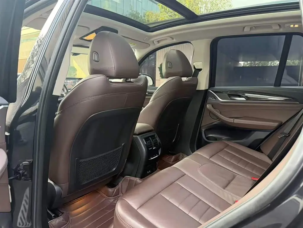 BMW X3 2021 — Şəkil 9/18