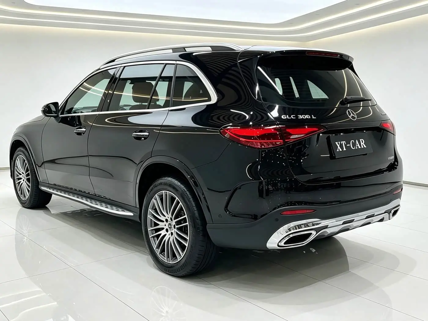 Mercedes-Benz GLC 2023 — Photo 9/11
