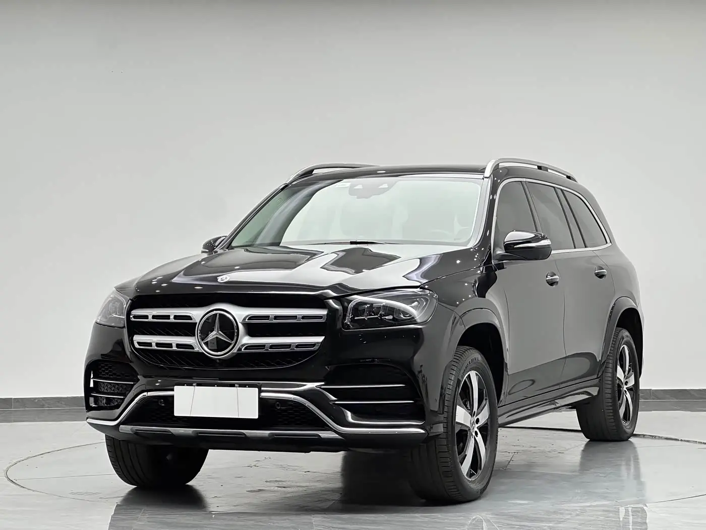 Mercedes-Benz GLS 2022 — Photo 1/20