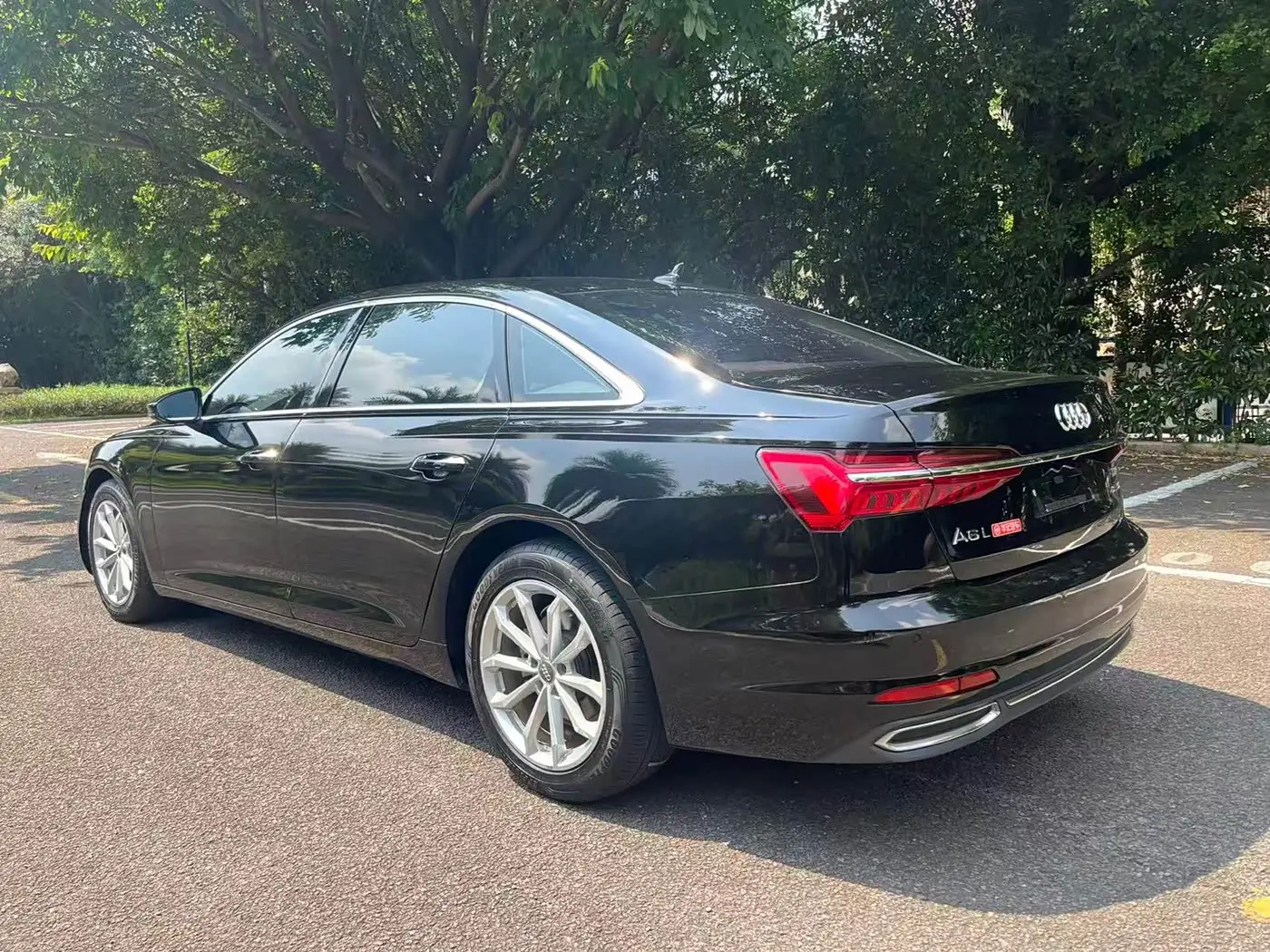 Audi A6L 2020 — Photo 7/16