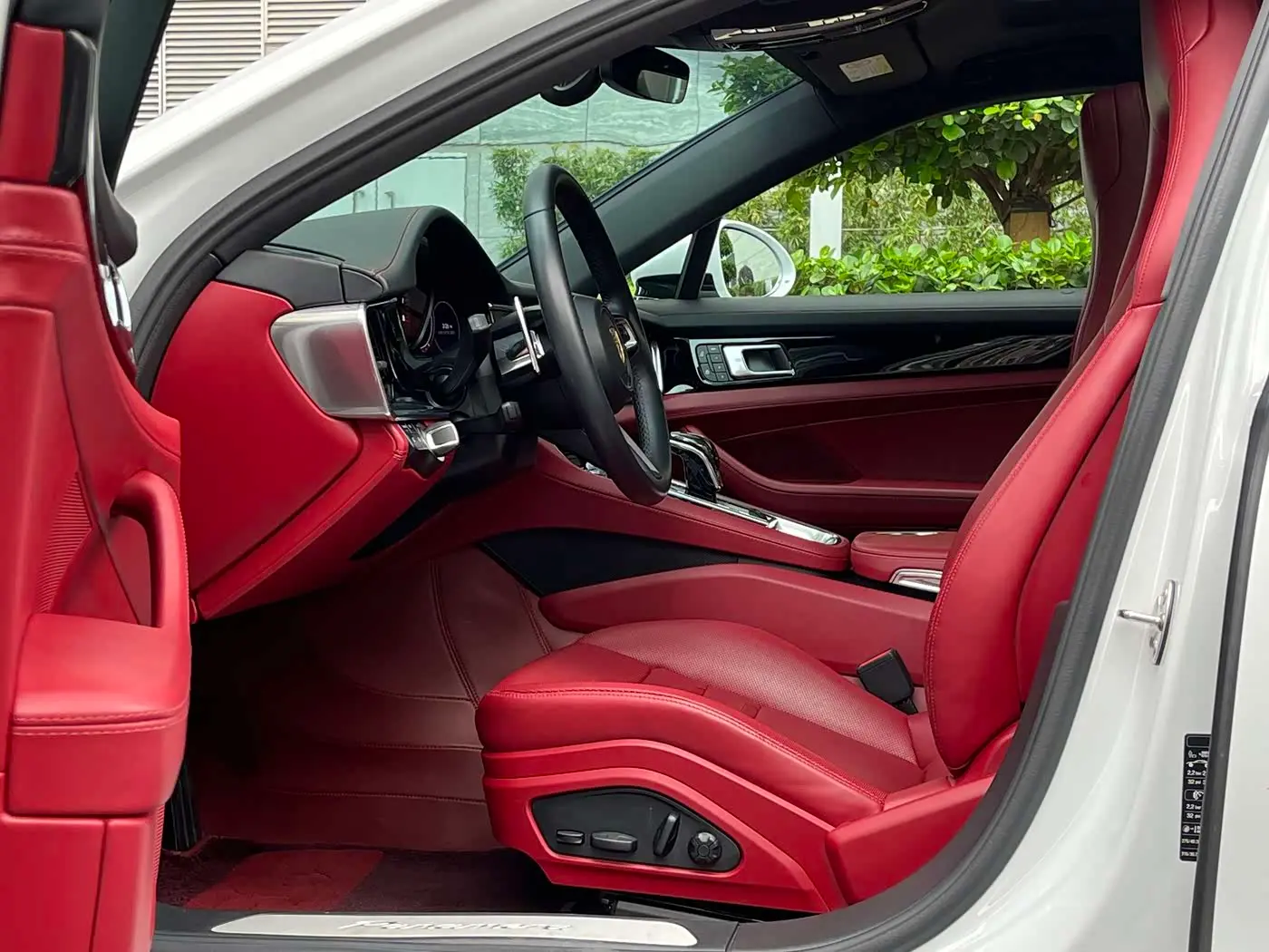 Porsche Panamera 2023 — Photo 10/20