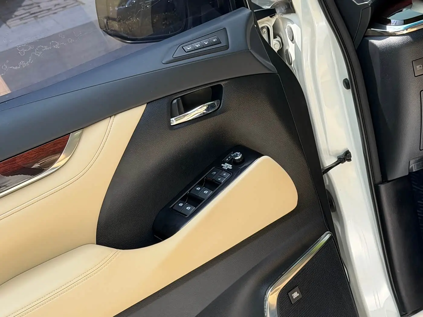 Toyota Alphard 2016 — Photo 9/18