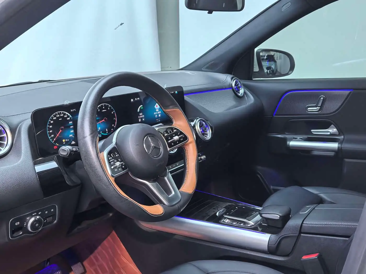 Mercedes-Benz GLA 2022 — Фото 6/19