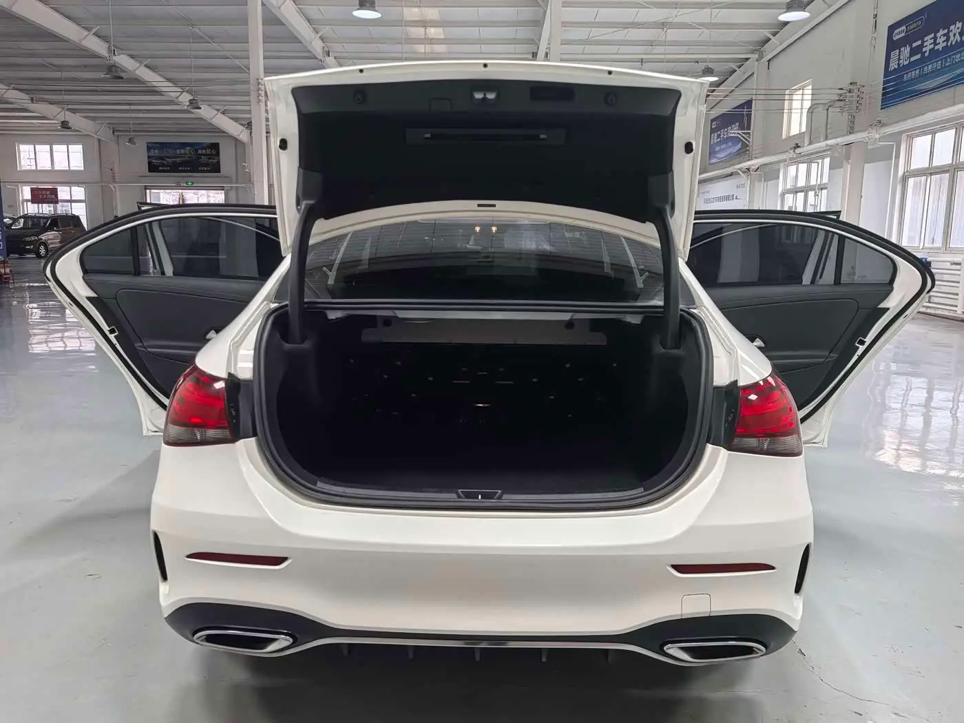 Mercedes-Benz A-Class 2021 — Photo 16/18