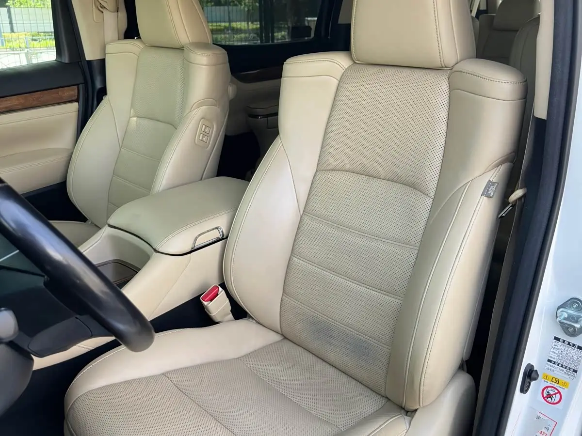 Toyota Alphard 2017 — Фото 11/20