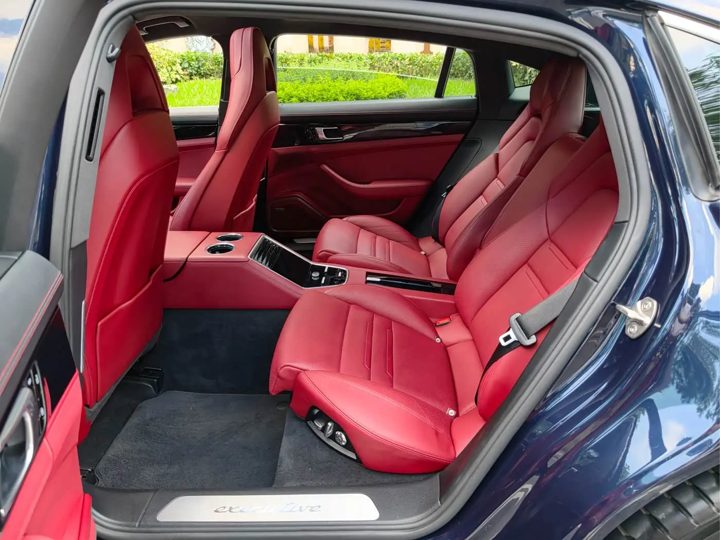 Porsche Panamera 2019 — Photo 12/20