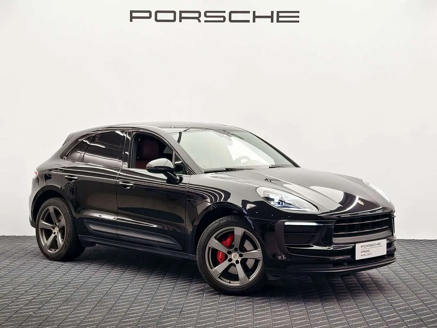 Porsche Macan 2023 — Фото 3/13