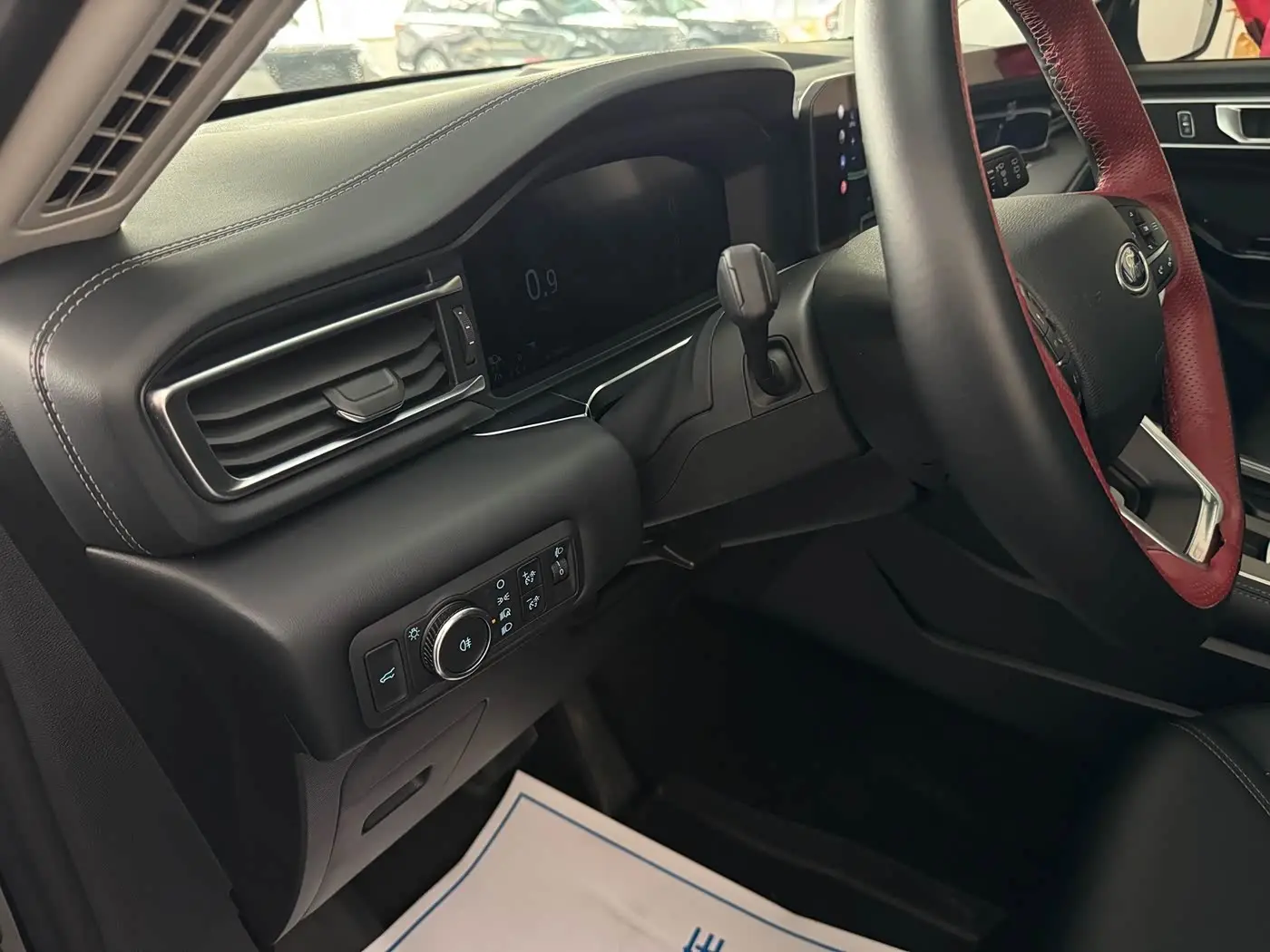Ford Explorer 2024 — Şəkil 9/20