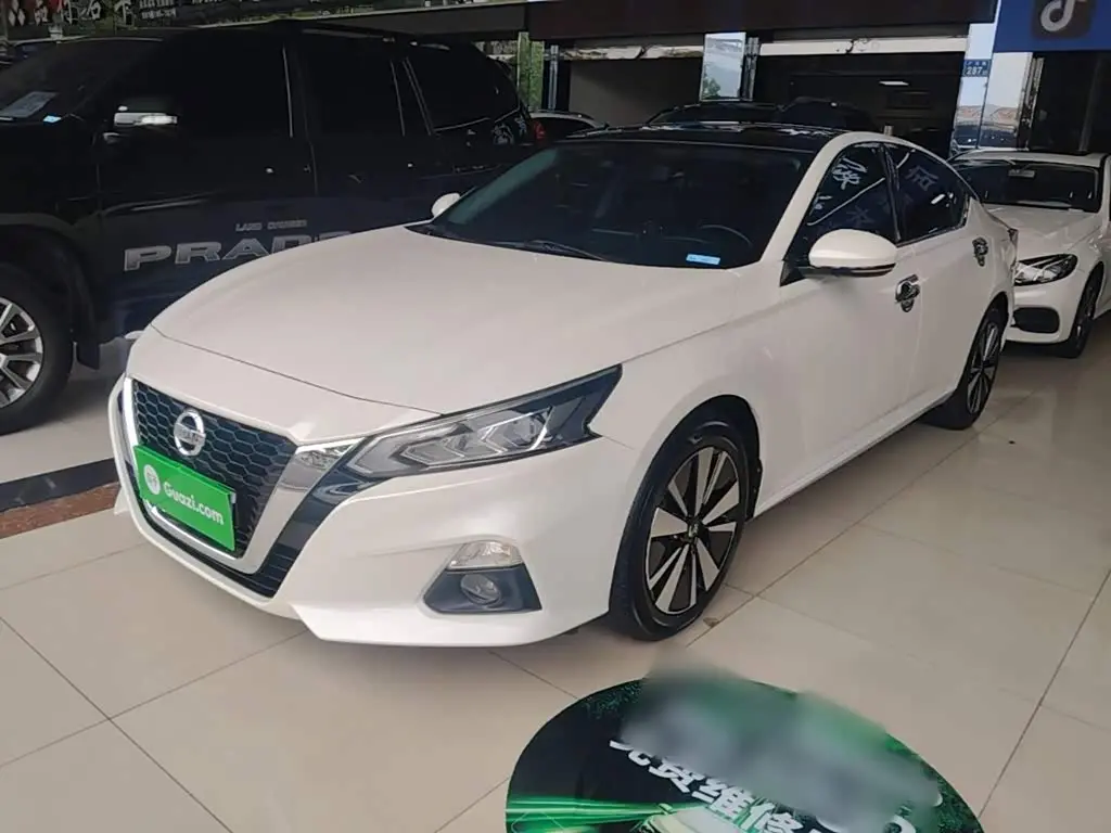 Nissan Teana 2022 — Photo 2/20