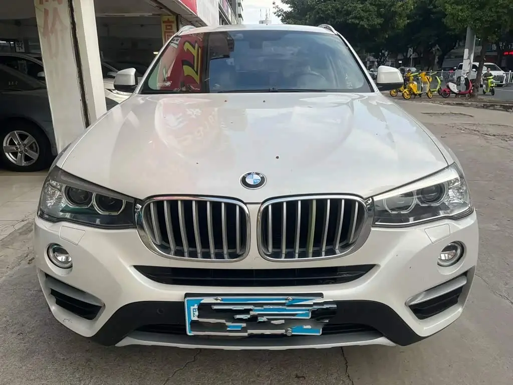 BMW X4 2016 — Фото 2/9