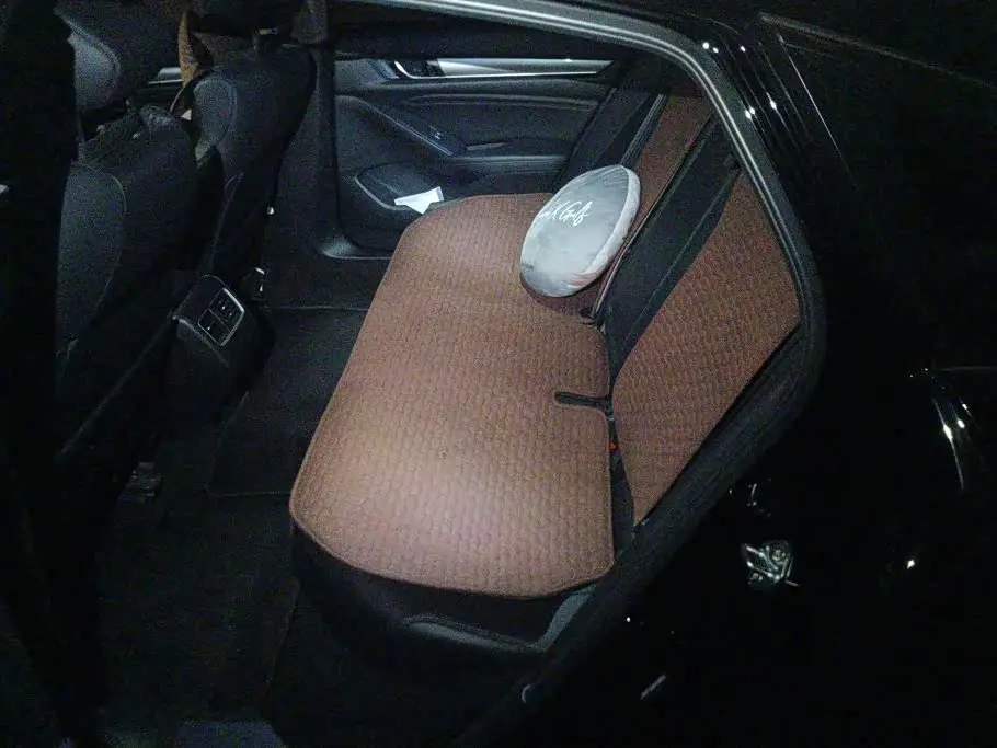 Honda Accord 2020 — Фото 11/16