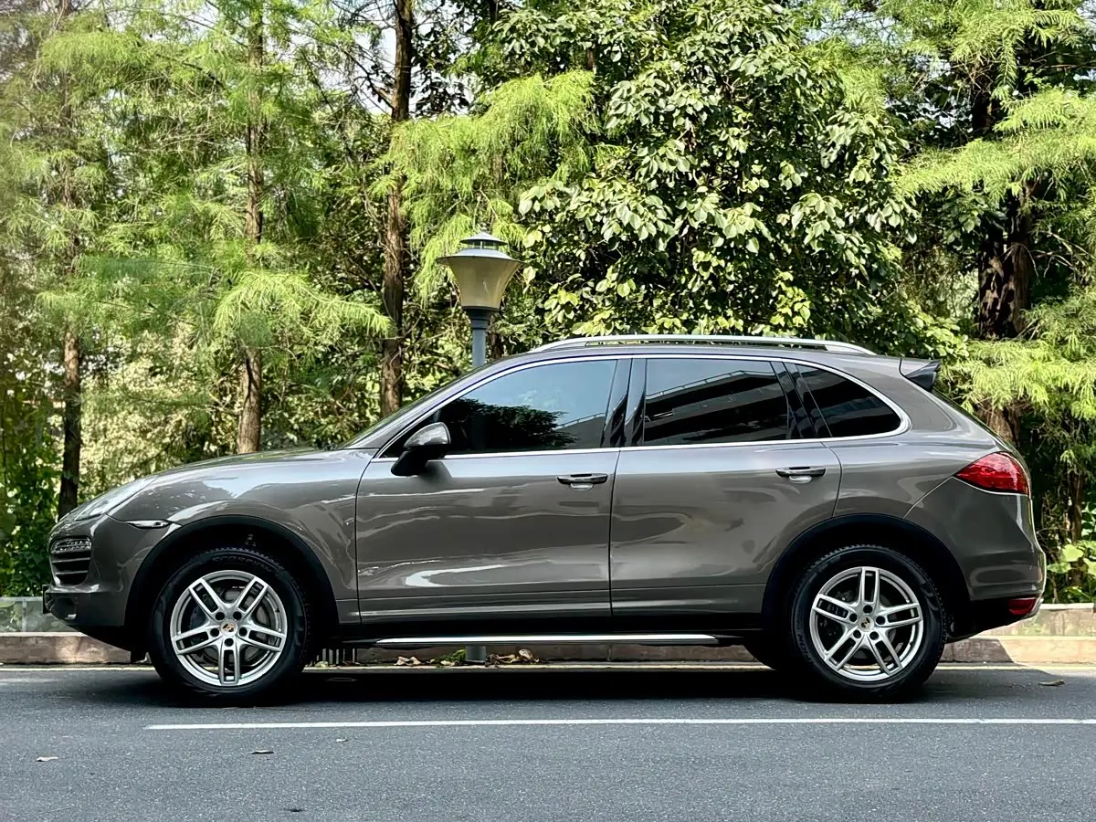 Porsche Cayenne 2014 — Photo 3/20